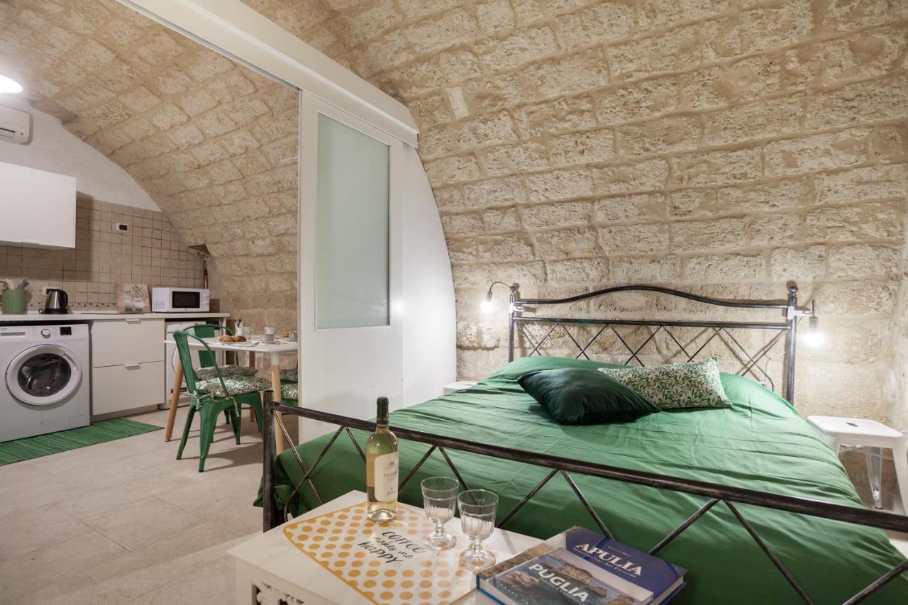 La Pergola Apt In The Heart Of Bari Ngoại thất bức ảnh